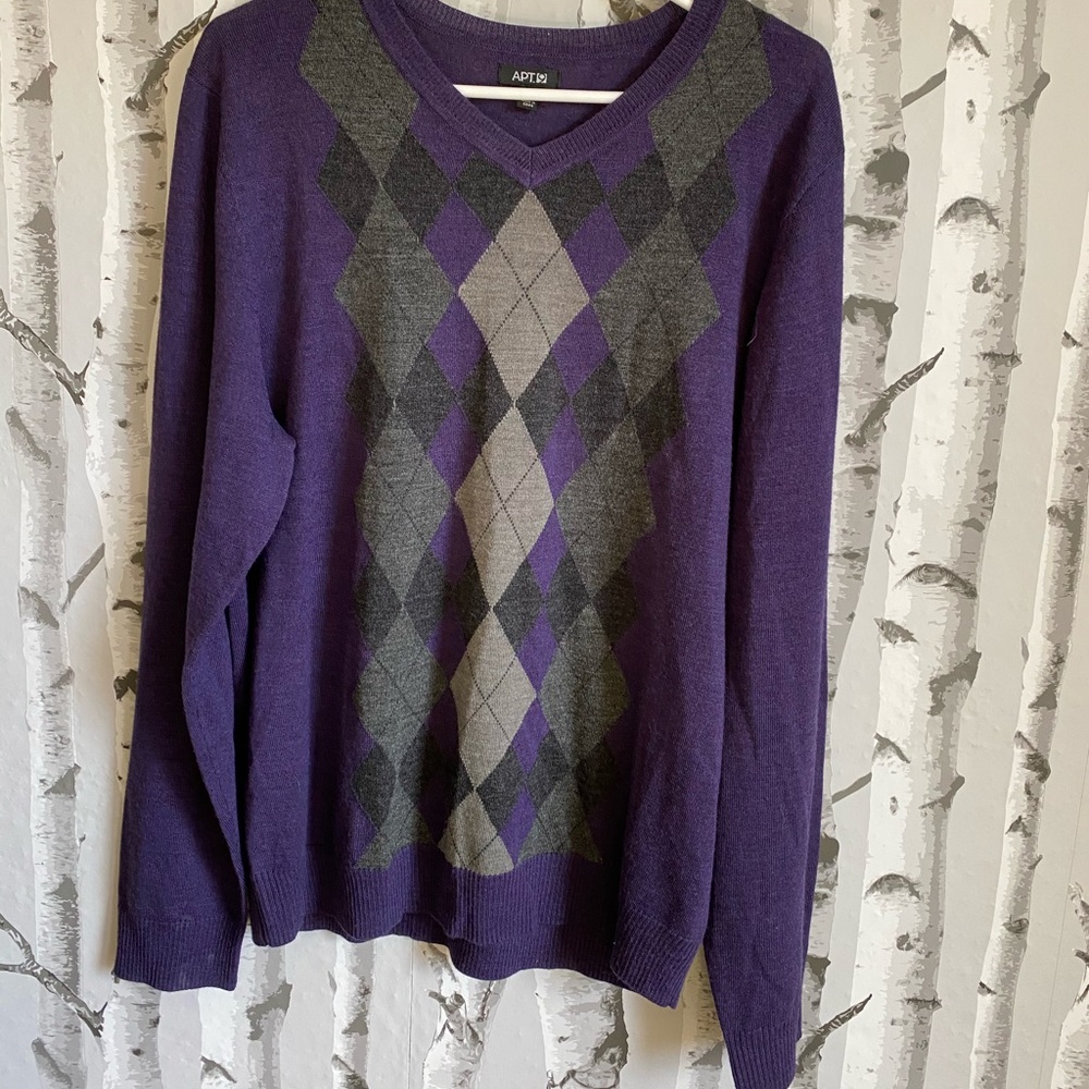 Light weight sweater.